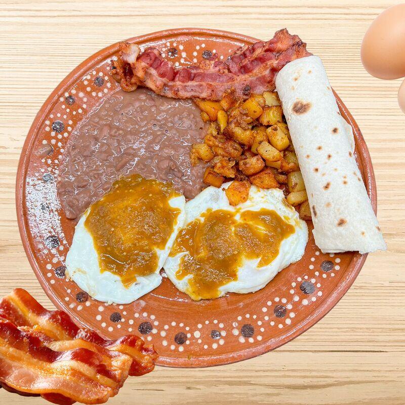 #2 HUEVOS EN SALSITA